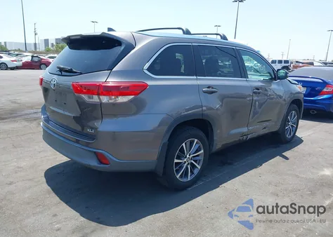 2018 Toyota Highlander Xle z USA, uszkodzony, nr VIN 5TDKZRFHXJS271758